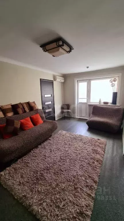 3-к кв. Сахалинская область, Южно-Сахалинск просп. Мира, 109 (52.8 м) - Фото 1