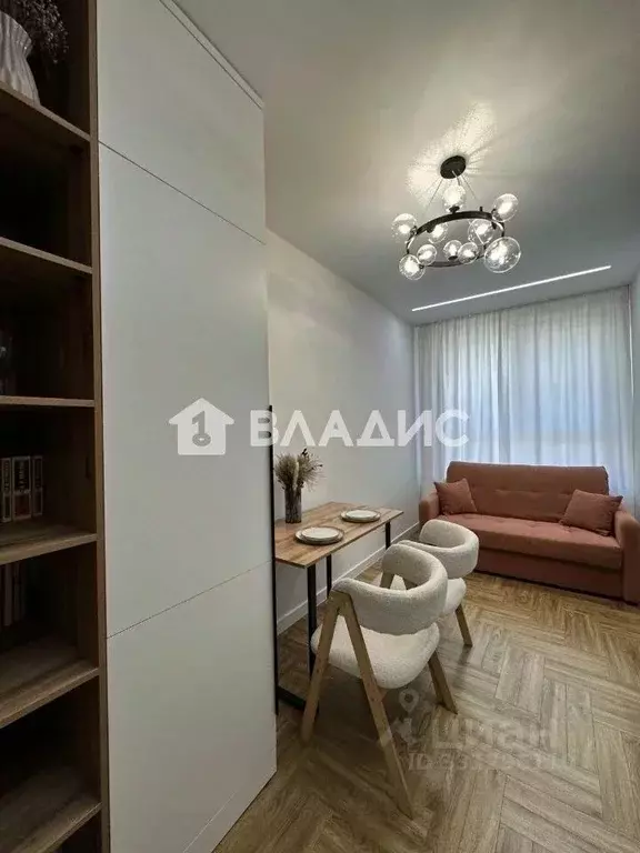 Студия Санкт-Петербург бул. Головнина, 6к1 (27.0 м) - Фото 1