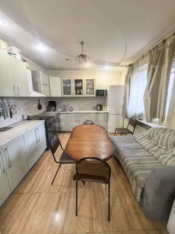 3-к кв. Санкт-Петербург Серебристый бул., 19к2 (80.7 м) - Фото 1