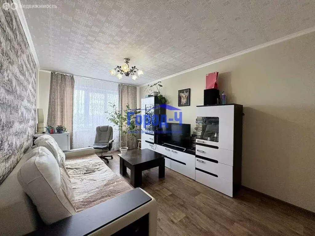 3-комнатная квартира: Новочебоксарск, микрорайон Ельниково, ... - Фото 1