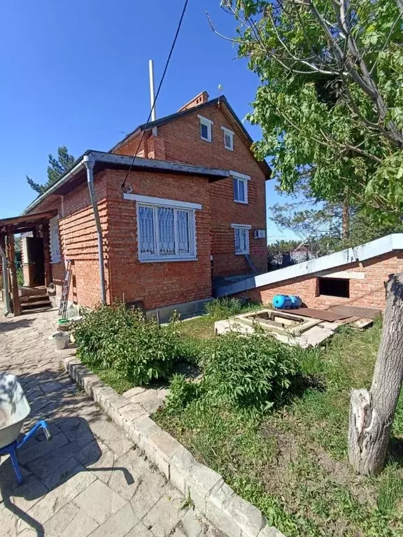 дом в оренбургская область, гайский городской округ, с. банное ул. . - Фото 1