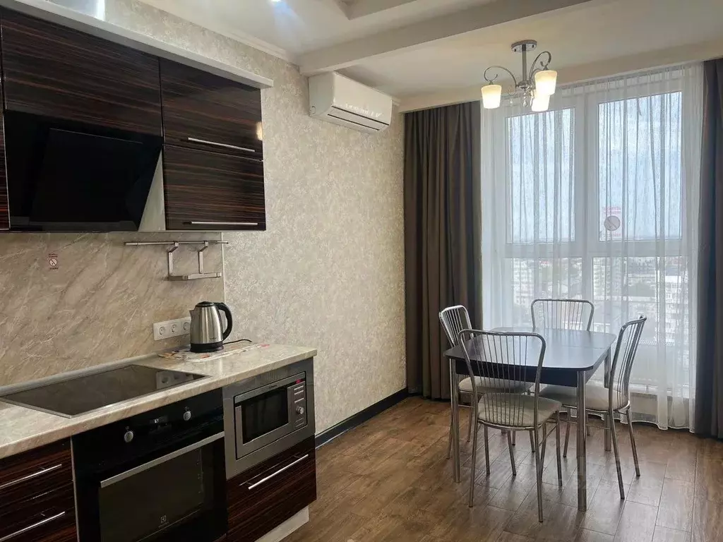 1-к кв. Краснодарский край, Краснодар Красная ул., 176лит1/3 (50.0 м) - Фото 1