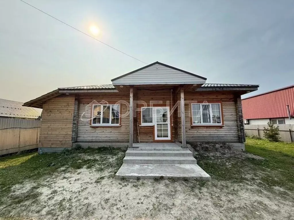 Дом в Тюменская область, Тюмень Три Сосны мкр, ул. Малиновая, 43 (86 ... - Фото 2