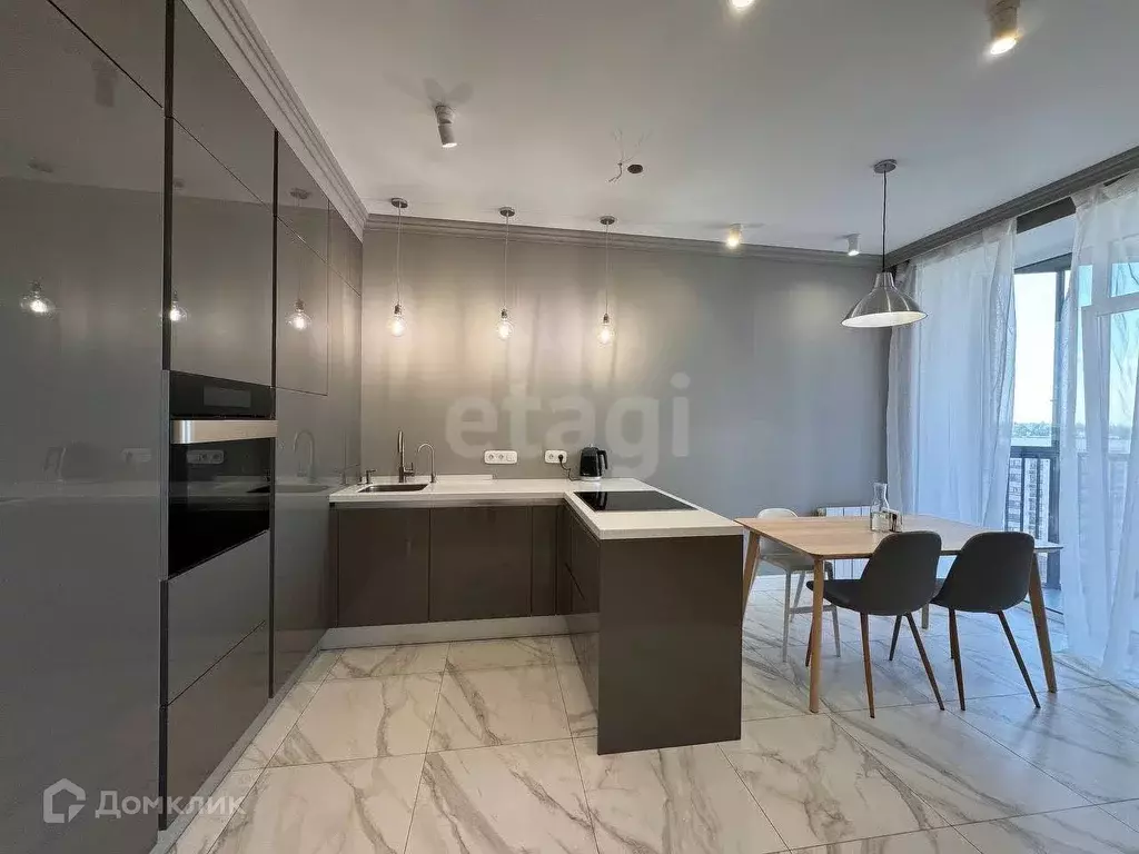 Продаётся 2-к квартира, 94.2 м - Фото 1