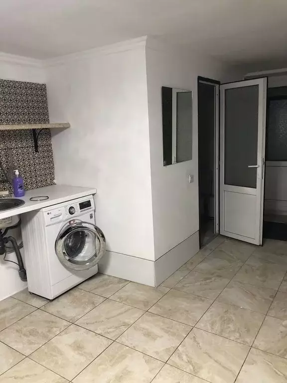 Комната Краснодарский край, Темрюк ул. Матвеева, 1 - Фото 2