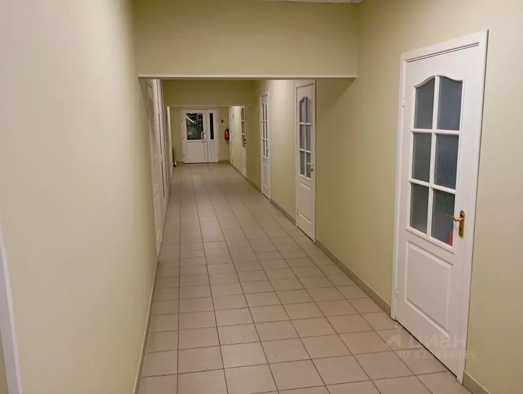 Офис в Омская область, Омск Учебная ул., 77 (11 м) - Фото 1