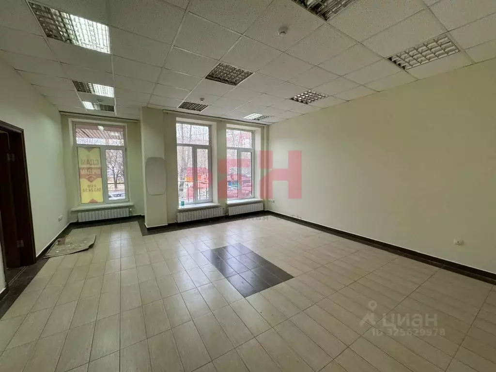 Офис в Тюменская область, Тюмень Депутатская ул., 110 (330 м) - Фото 1