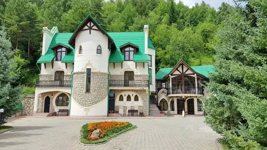 Комната Алтайский край, Белокуриха ул. Славского, 61 (10.0 м) - Фото 0