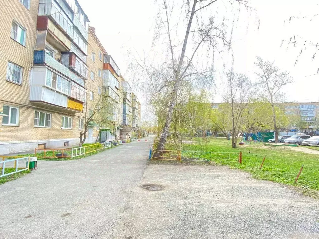 3-к кв. Челябинская область, Копейск Коммунистическая ул., 29 (63.4 м) - Фото 0