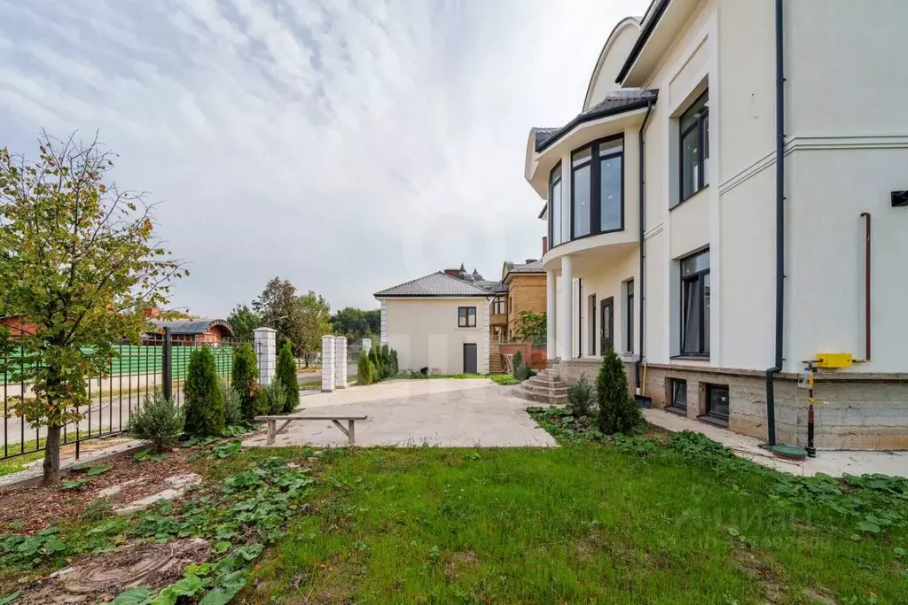 Дом в Москва д. Столбово, ул. Старателей (675 м) - Фото 1