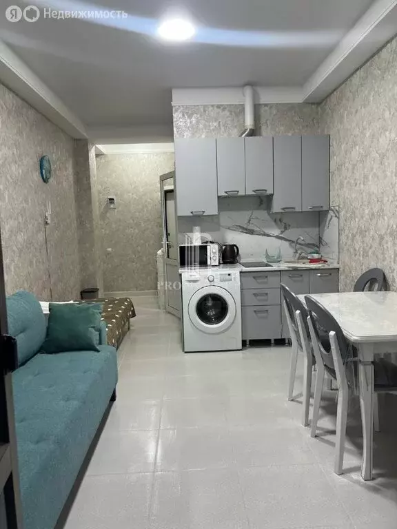 Квартира-студия: Избербаш, улица Совзихана Совзиханова, 69А (30 м) - Фото 1