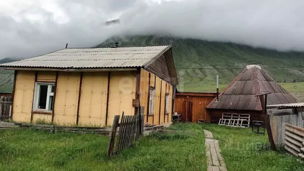 Дом в Алтай, Улаганский район, с. Чибит Заречная ул., 14 (50 м) - Фото 1