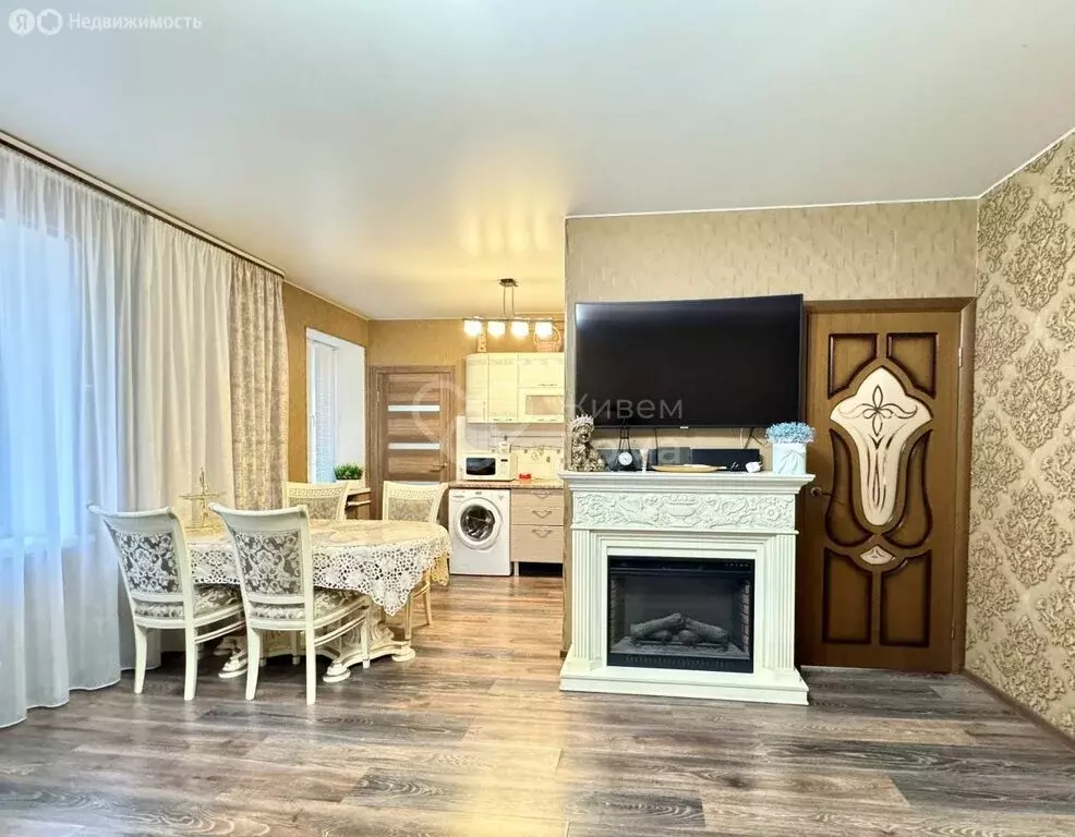 3-комнатная квартира: Волгоград, улица 95-й Гвардейской Дивизии, 4 (72 ... - Фото 2