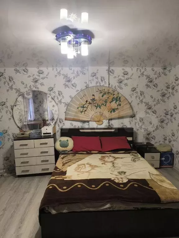 Комната 18 м в 2-к., 1/1 эт. - Фото 0