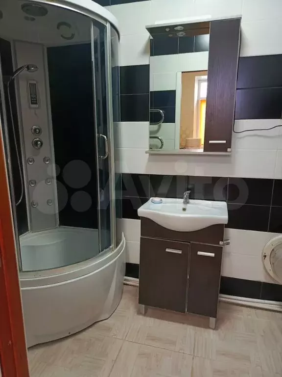 1-к. квартира, 45 м, 1/1 эт. - Фото 0
