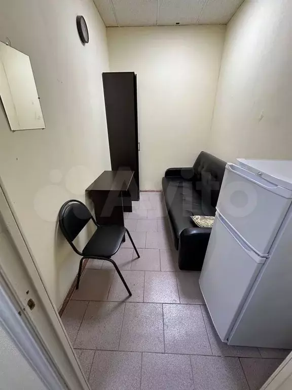 Комната 8 м в 6-к., 3/4 эт. - Фото 0