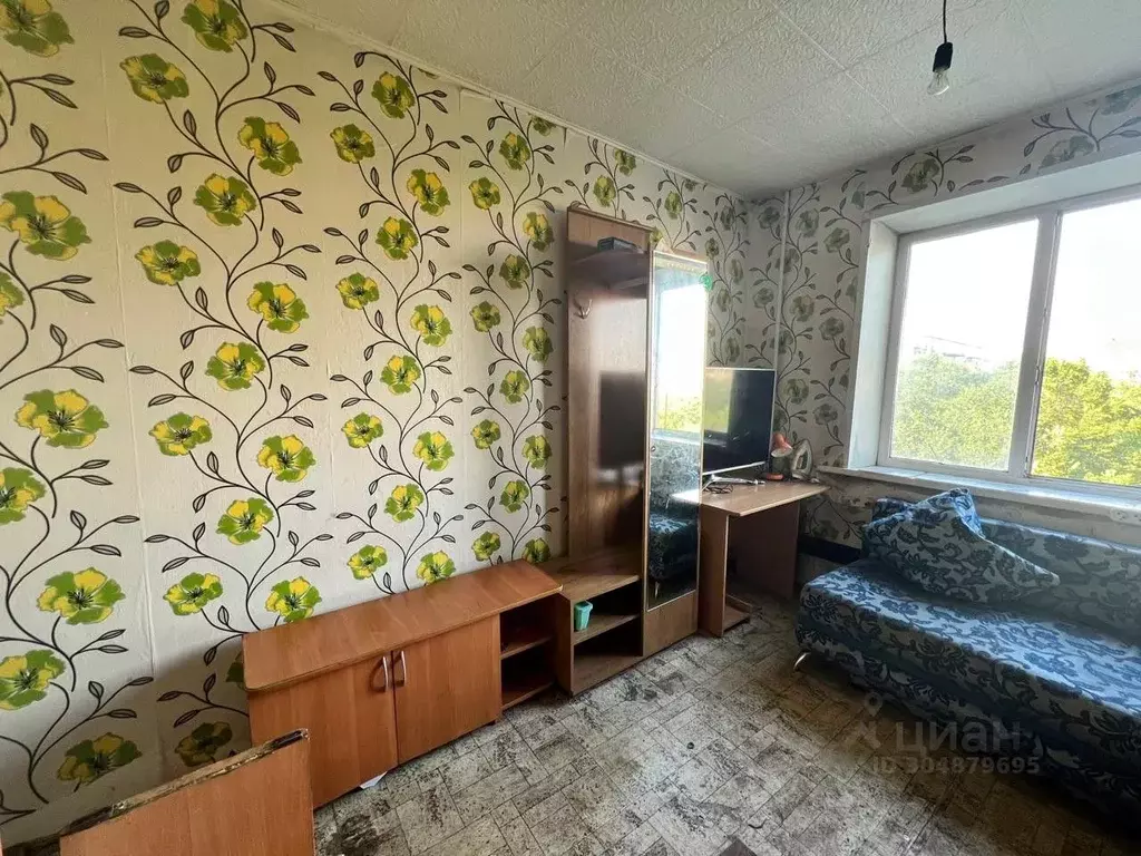 Комната Хакасия, Черногорск ул. Калинина, 4 (12.0 м) - Фото 0