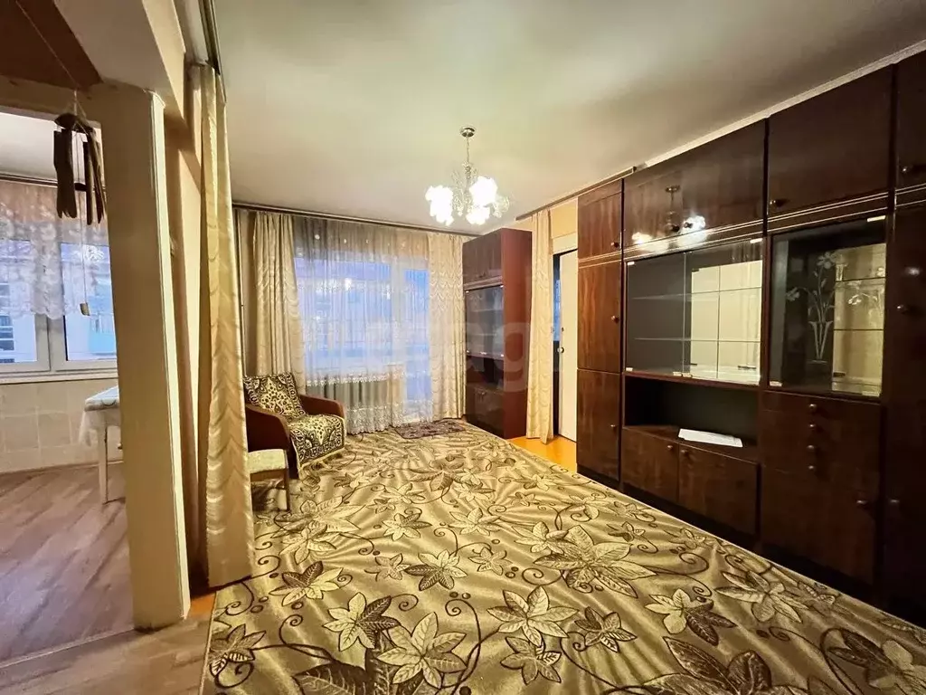 3-к кв. Омская область, Омск Заозерный мкр, ул. Глинки, 4Б (58.7 м) - Фото 1