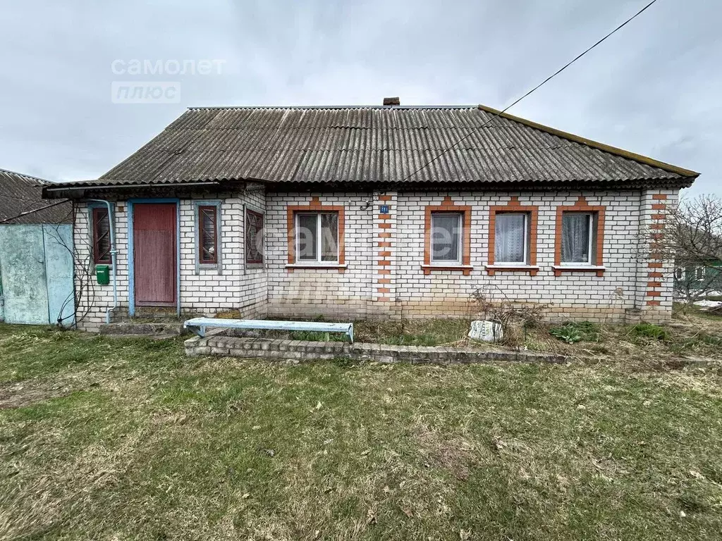 Дом в Брянская область, Брянский район, Добрунское с/пос, д. Добрунь ... - Фото 0