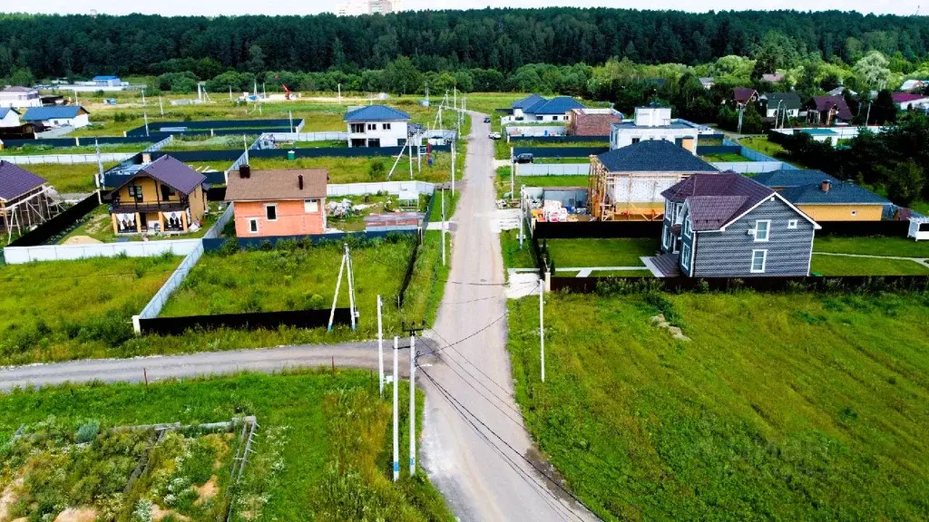 Участок в Московская область, Домодедово городской округ, д. ... - Фото 0