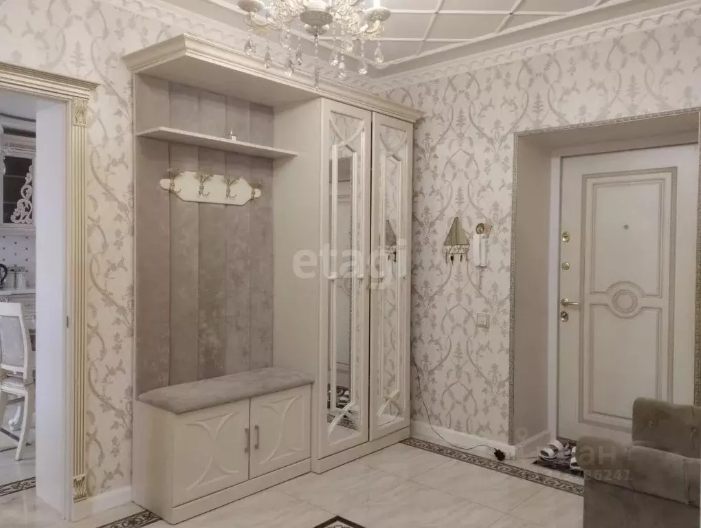 4-к кв. Калужская область, Калуга Хрустальная ул., 60Б (130.0 м) - Фото 0