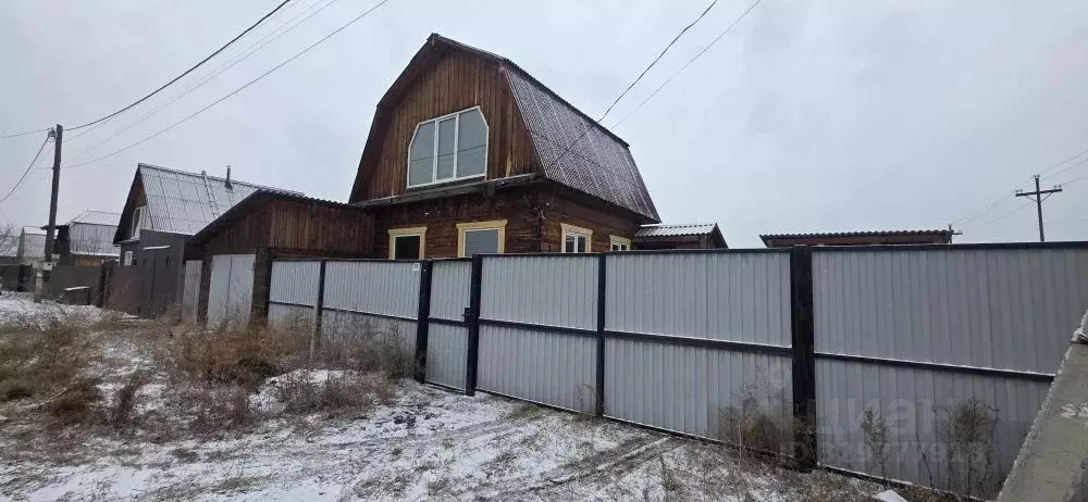 Дом в Бурятия, Иволгинский район, Иволгинское с/пос, с. Иволгинск  ... - Фото 1