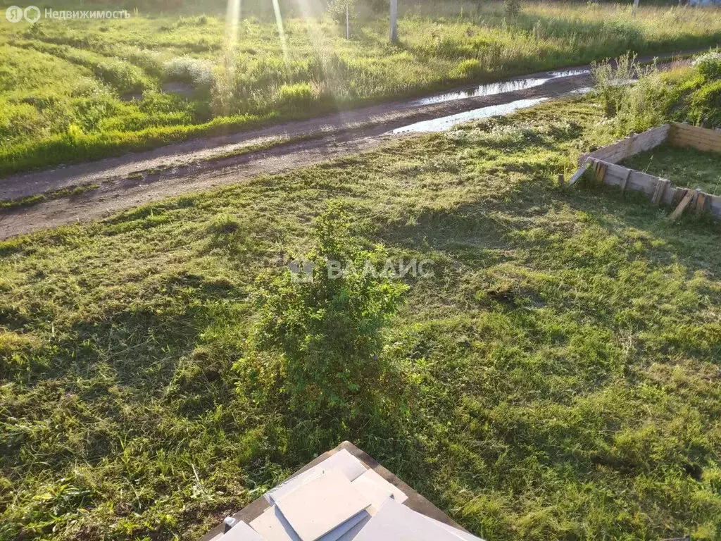 Участок в деревня Казадаевка, Радужная улица (8 м) - Фото 1