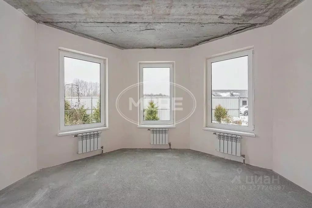 Дом в Калининградская область, Гурьевский муниципальный округ, пос. ... - Фото 1