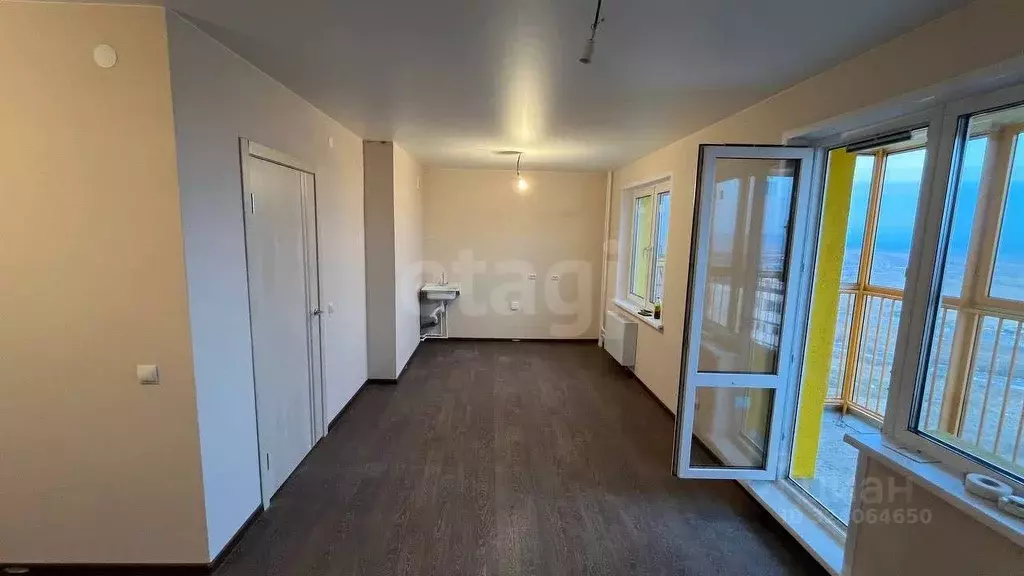 Студия Красноярский край, Красноярск ул. 40 лет Победы, 2И (32.0 м) - Фото 1