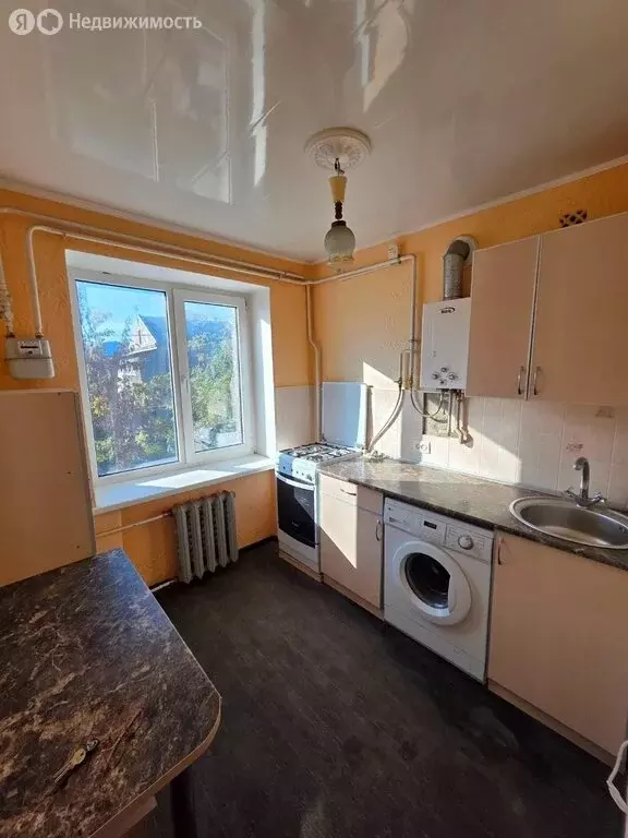 3-комнатная квартира: Евпатория, улица Мичурина, 18 (46.6 м) - Фото 2