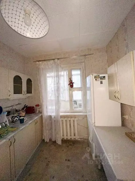 3-к кв. Крым, Симферополь ул. 60 лет Октября, 13/64 (64.0 м) - Фото 2