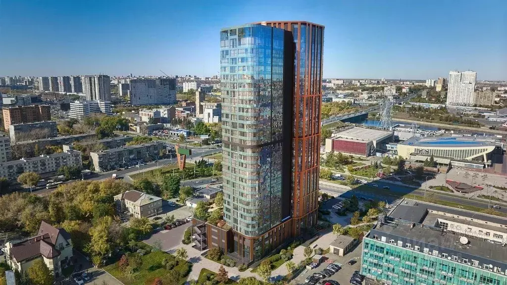 3-к кв. Челябинская область, Челябинск ул. Труда, 157А (141.1 м) - Фото 1