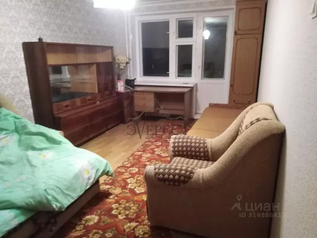 2-к кв. Белгородская область, Старый Оскол Лебединец мкр, 4 (44.0 м) - Фото 0