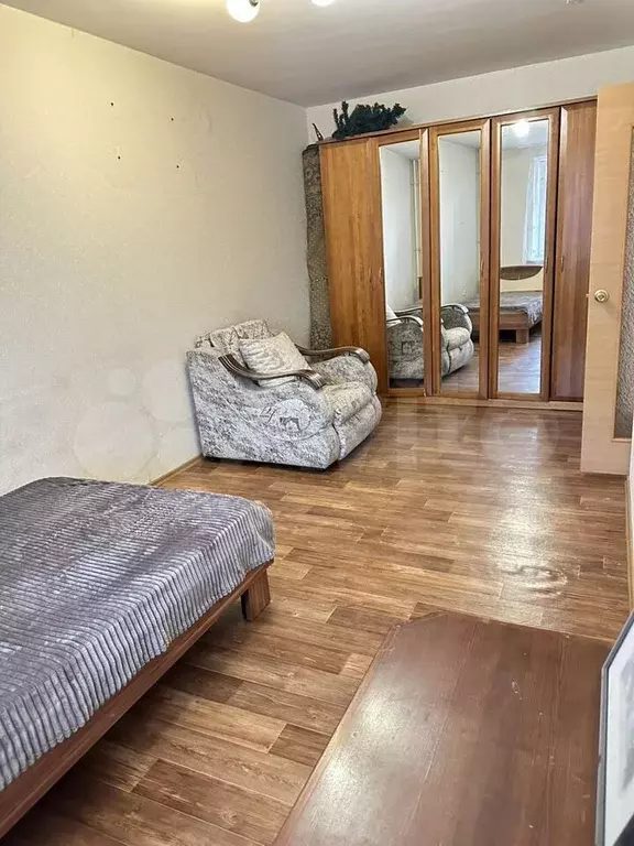 5-к. квартира, 39 м, 3/5 эт. - Фото 1