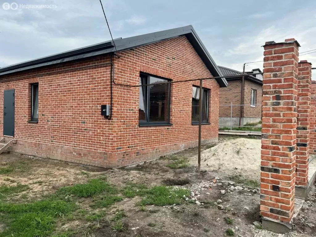 Дом в Ростов-на-Дону, улица Петренко (100 м) - Фото 0