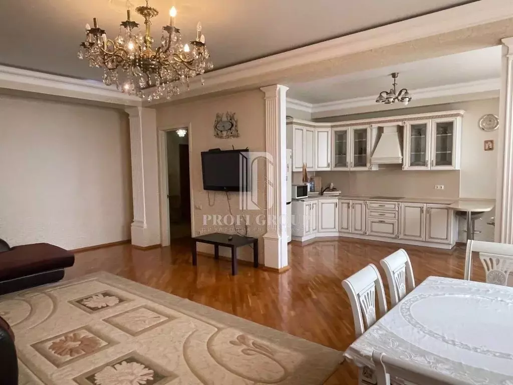 2-к кв. Дагестан, Махачкала ул. Каримова (100.0 м) - Фото 1