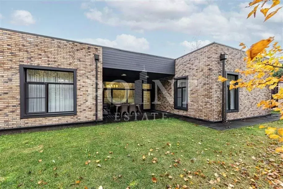 Коттедж в Московская область, Красногорск городской округ, д. Глухово, ... - Фото 1