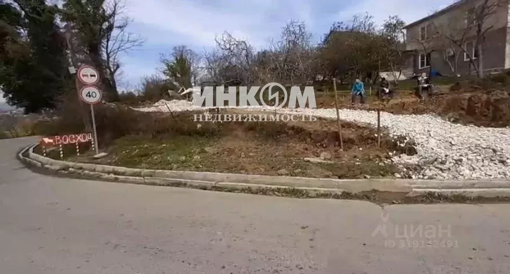 Участок в Краснодарский край, Сочи городской округ, с. Черешня ул. ... - Фото 1