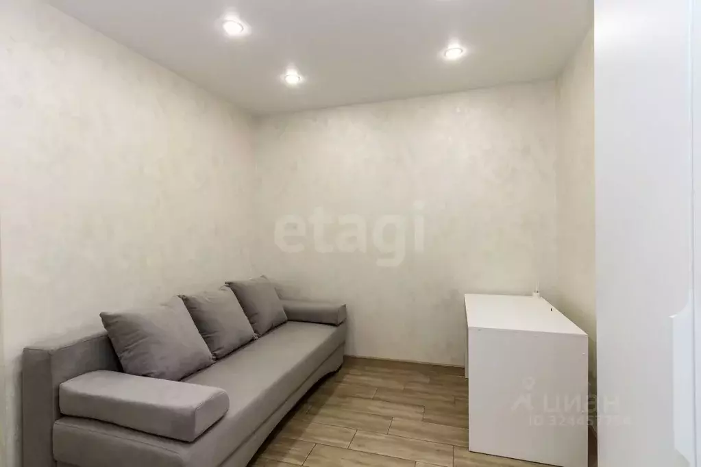 1-к кв. Тюменская область, Тюмень ул. Алматинская, 12 (32.2 м) - Фото 1