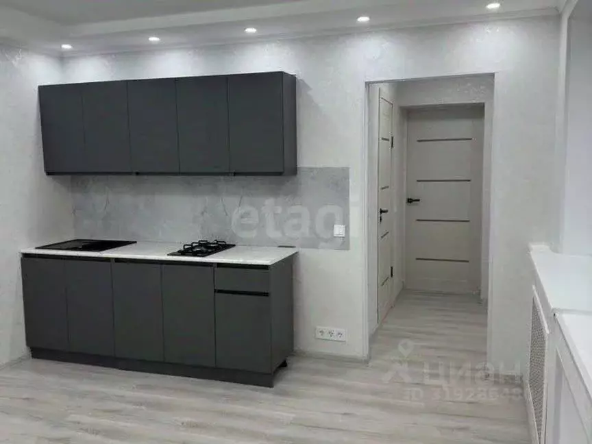 2-к кв. Крым, Белогорск ул. Николая Бойко, 14 (38.0 м) - Фото 1