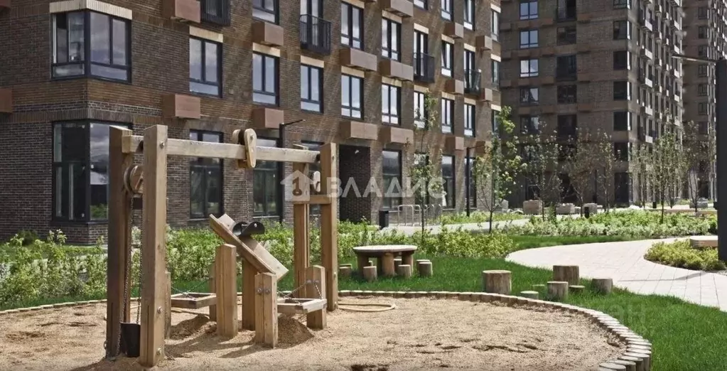 2-к кв. Москва ул. Николая Озерова, 8к1 (58.0 м) - Фото 0
