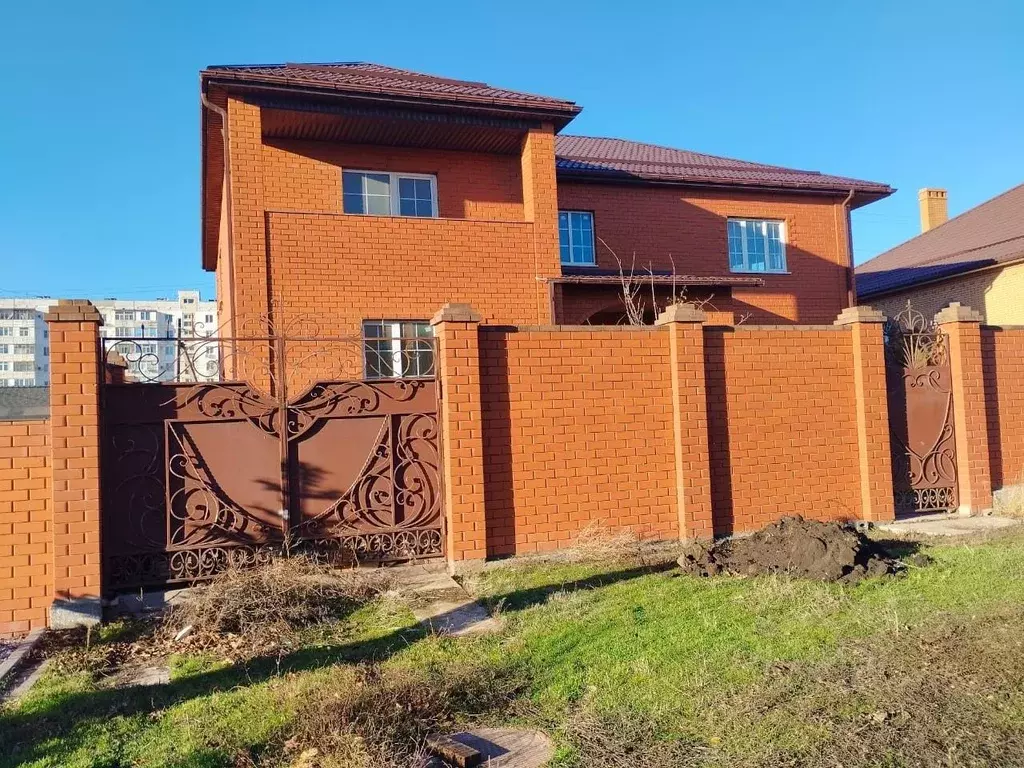 Коттедж в Ростовская область, Волгодонск пер. Трактовый, 7 (312 м) - Фото 1