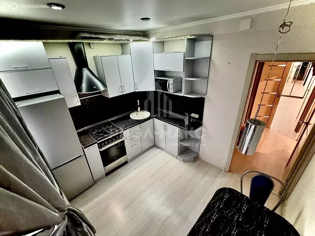 1-комнатная квартира: Брянск, улица Романа Брянского, 27 (37 м) - Фото 1