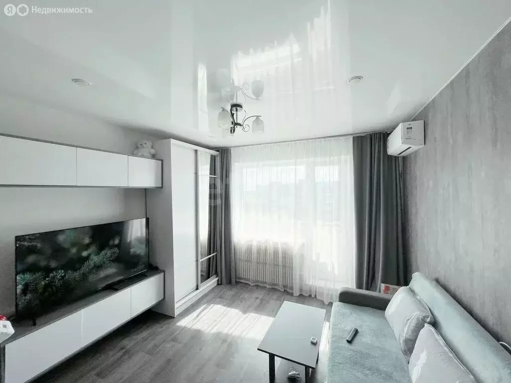 1-комнатная квартира: Челябинская область, Озерск, проспект Карла ... - Фото 0