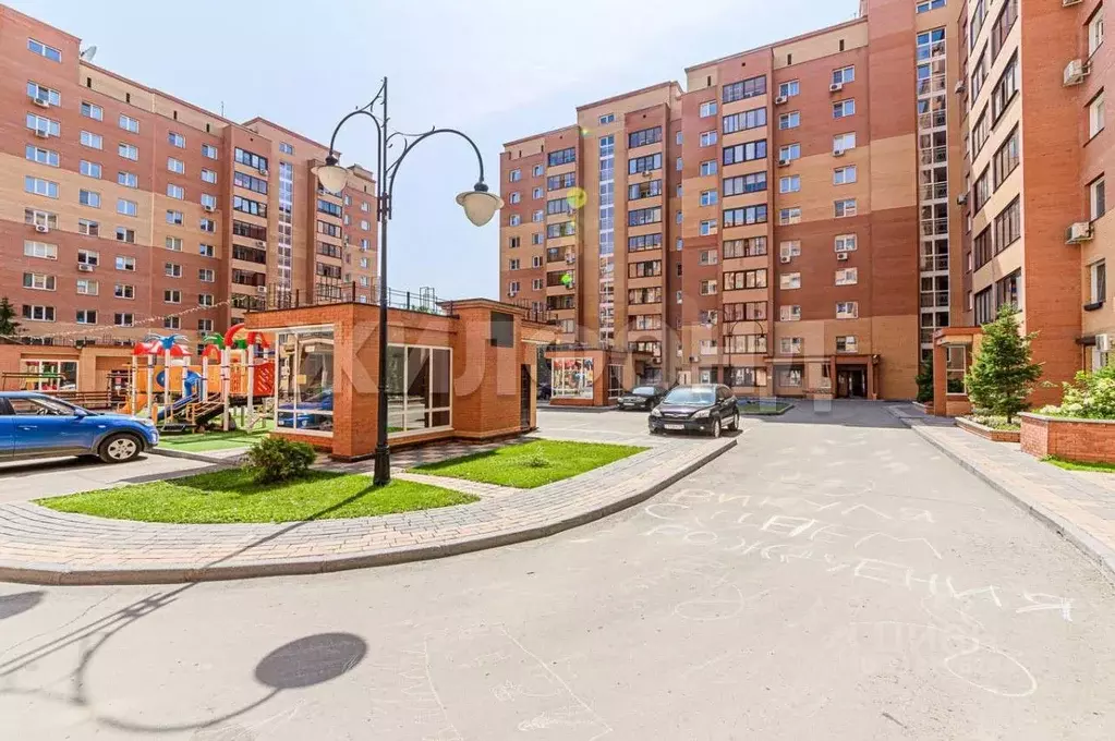 3-к кв. Новосибирская область, Новосибирск Холодильная ул., 17 (89.5 ... - Фото 0