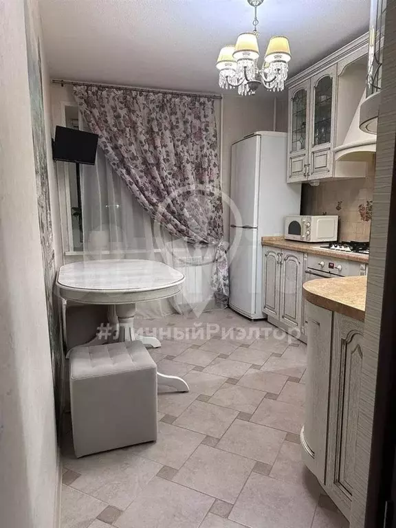 2-к. квартира, 47,5 м, 3/9 эт. - Фото 1