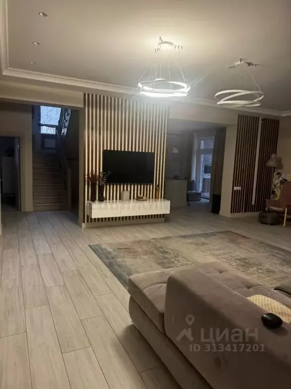 Коттедж в Самарская область, Самара просека 8-я (300 м) - Фото 1