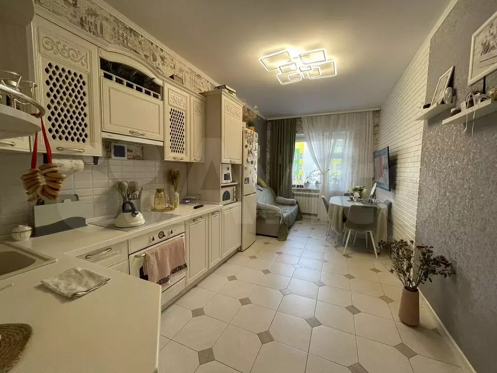 2-к. квартира, 56 м, 2/9 эт. - Фото 0
