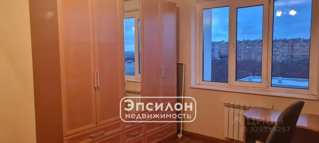 2-к кв. Курская область, Курск просп. Вячеслава Клыкова, 36 (58.2 м) - Фото 0