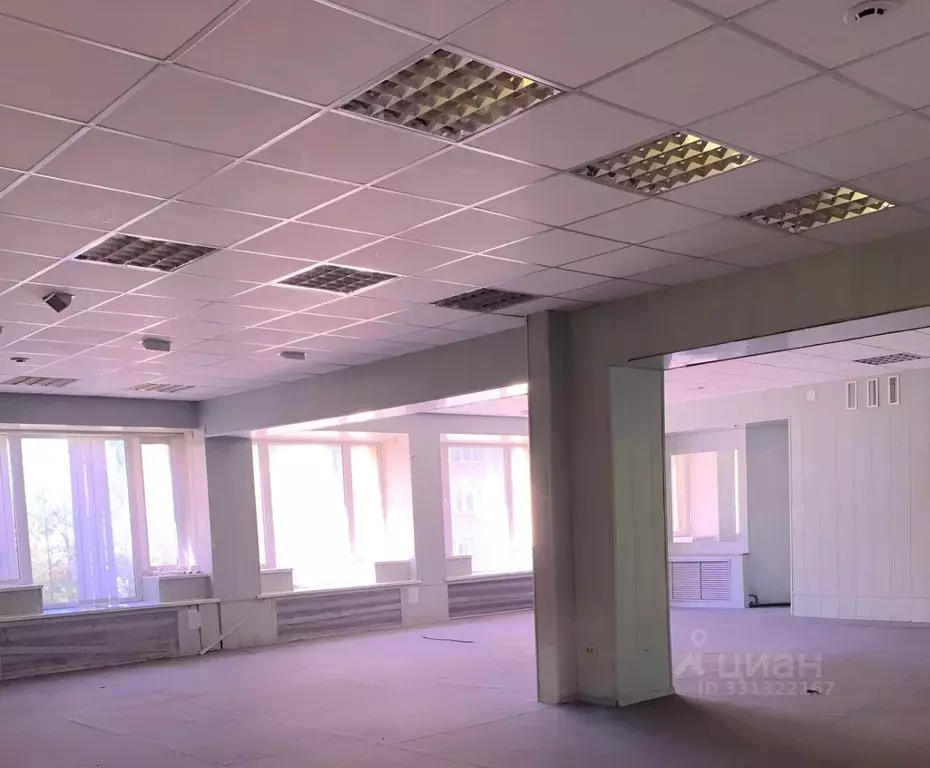Помещение свободного назначения в Кировская область, Киров ул. Андрея ... - Фото 2